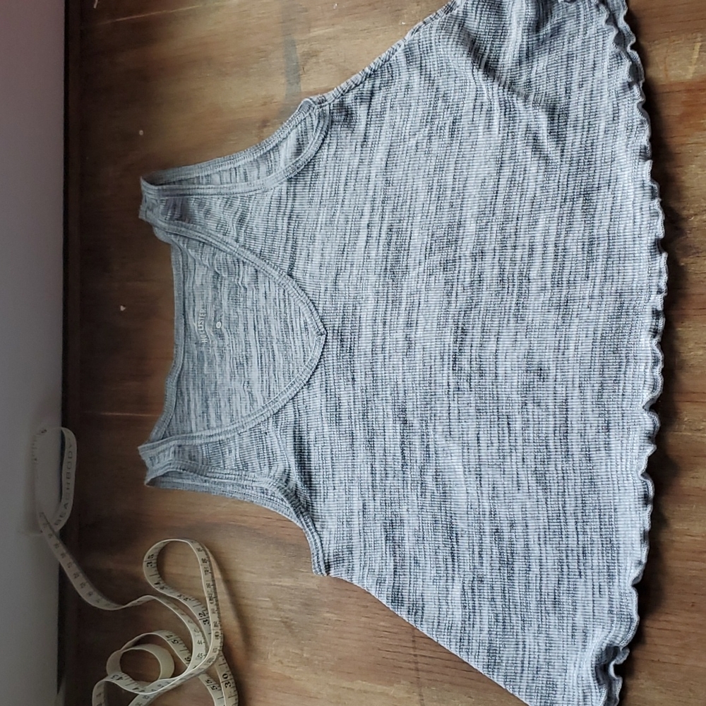 Hollister tank tpp
